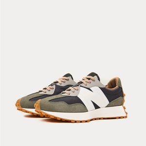 FIGS | New Balance 327 Unisex Size 11W